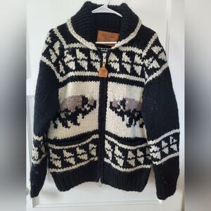 Kanata Cowichan Wool Knit Sweater Rare Bison/Buffalo Pattern